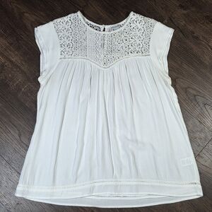 Paraphrase White Crochet Lace T-Shirt Blouse